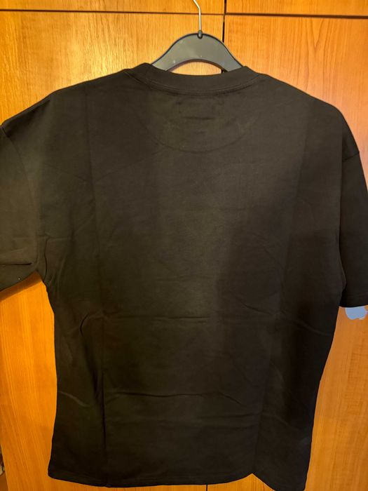 Vand tricou Amiri nou