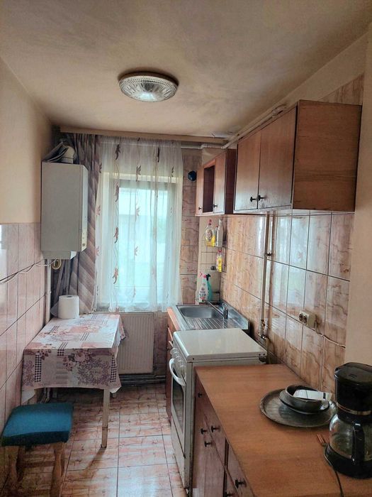 vand apartament 2 camere