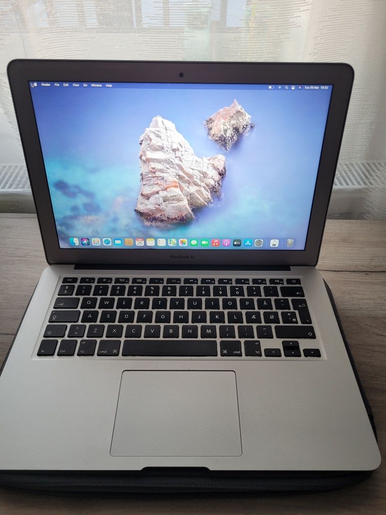 Vand Macbook Air Model A1466 13"