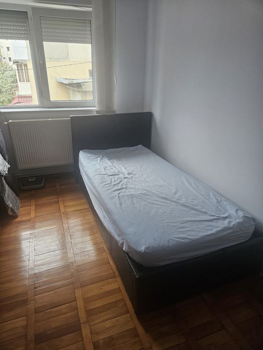 Apartament 4 camere de inchiriat