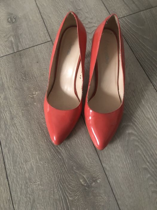 Pantofi femei piele lacuita marca Marelbo