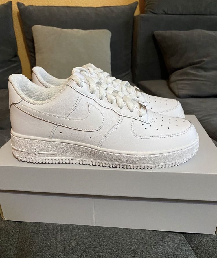 Air Force 1 low,triple white