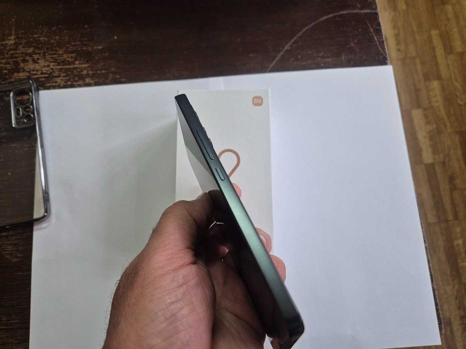 Продавам Xiaomi 12 Lite 5G
