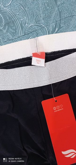 Новые на девочку 13-14 лет.Цена за одни