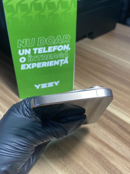 iPhone 16 Pro / 256 GB / Sănătate baterie 100% / Ca nou