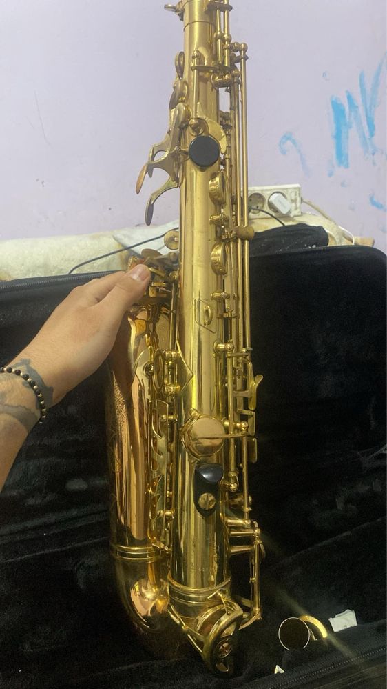 Saxofon john paker(englezesc)