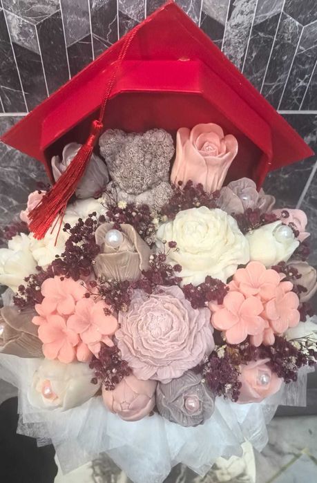 Луксозни восъчни букети