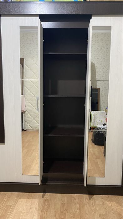 Продается шифоньер 2д в отличном состоянии