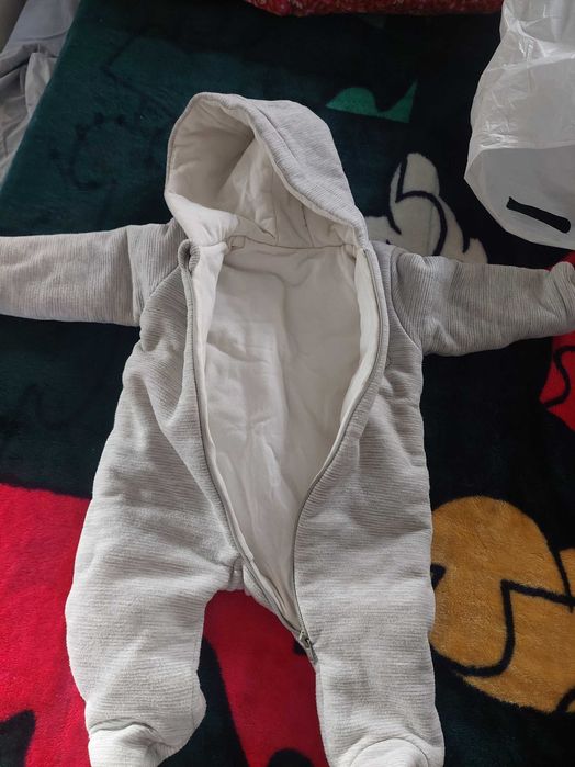 Зимен топъл космонавт