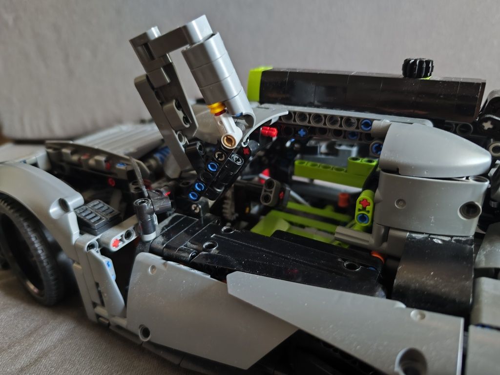 Lego Technic 42156: Peugeot Le Mans