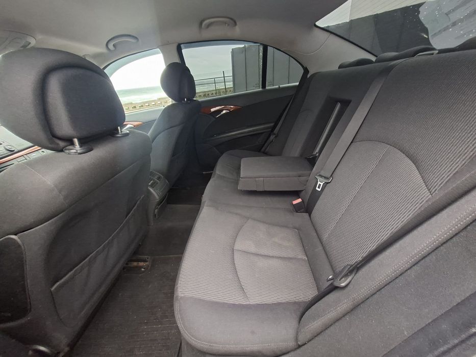Vand Mercedes E200 w211 automat 2.2 Cdi