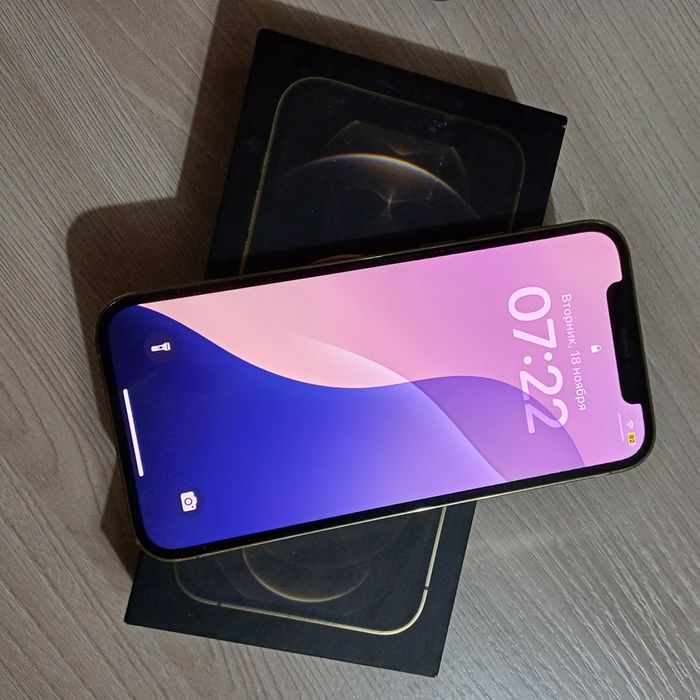 Продам Iphone 12 Pro золотого цвета 256 gb