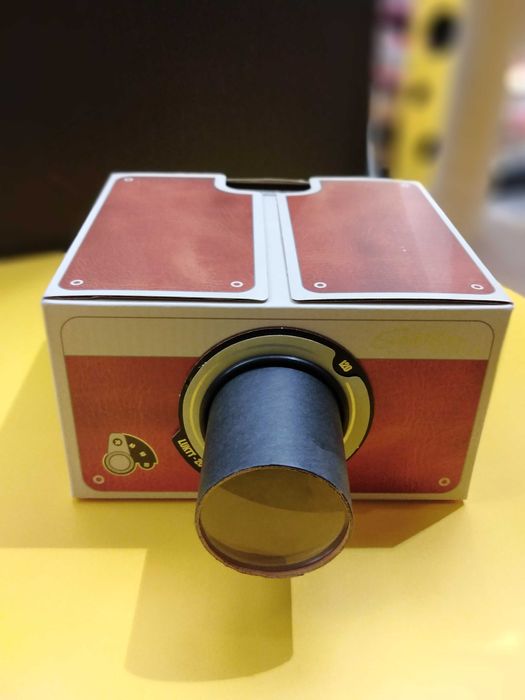 Smartphone projector