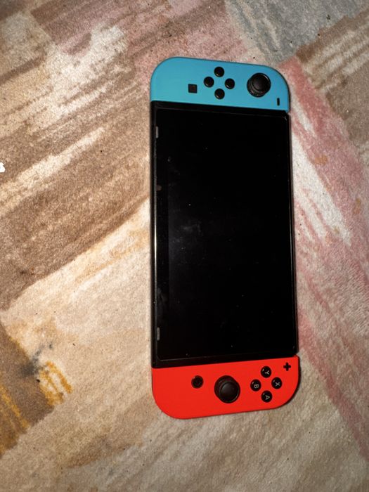 Nintendo switch si cu jocuri si controller pro