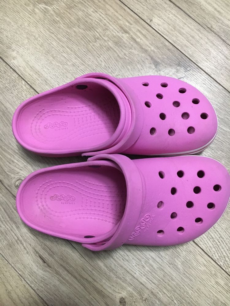 Papuci crocs J 1 32-33