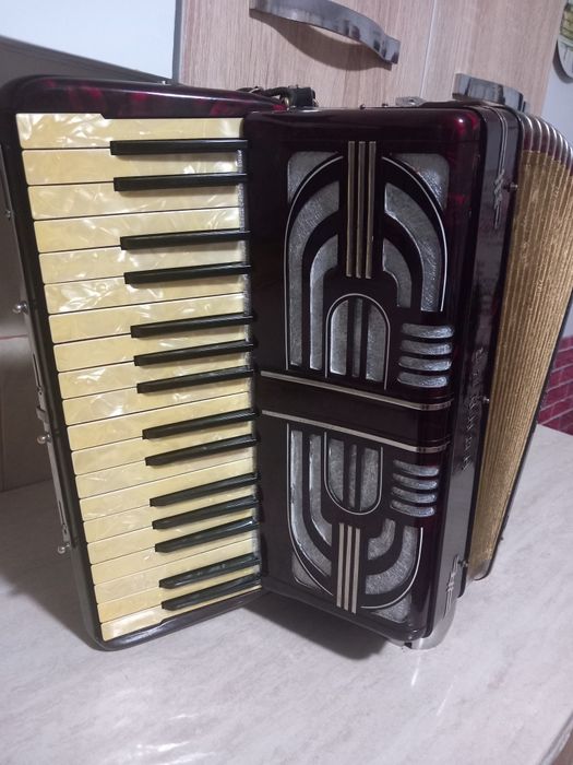 Vand Hohner Tango 2B
