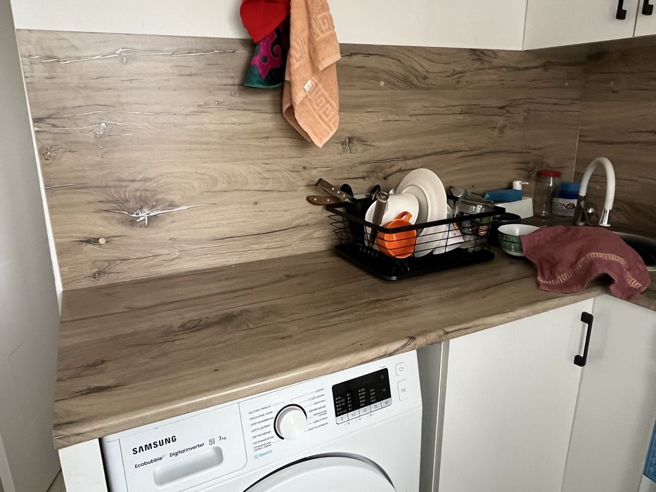 Продается квартира 3 комн в 5 микрорайоне