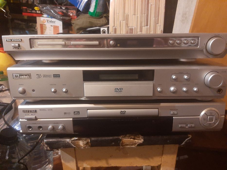 Vând dvd și receiver