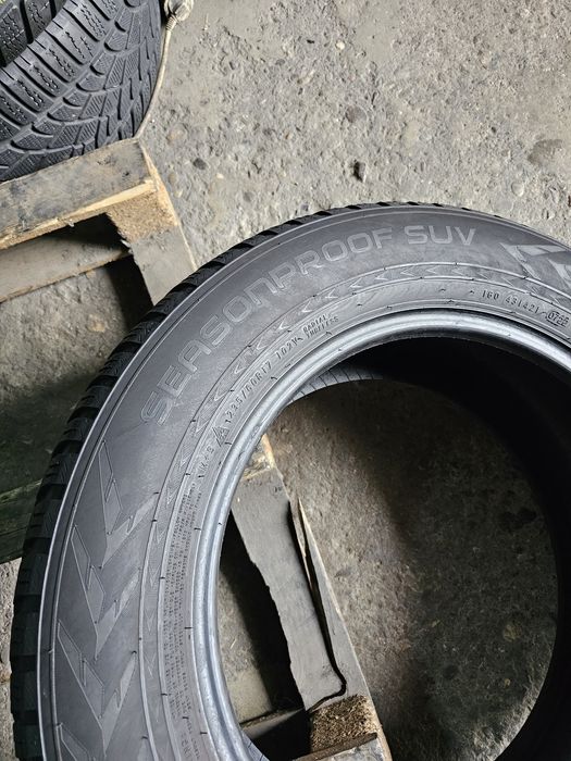 2 anvelope allseason 235 60 17 Nokian 2022