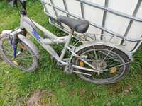 Bicicleta copii necesita mici reparati