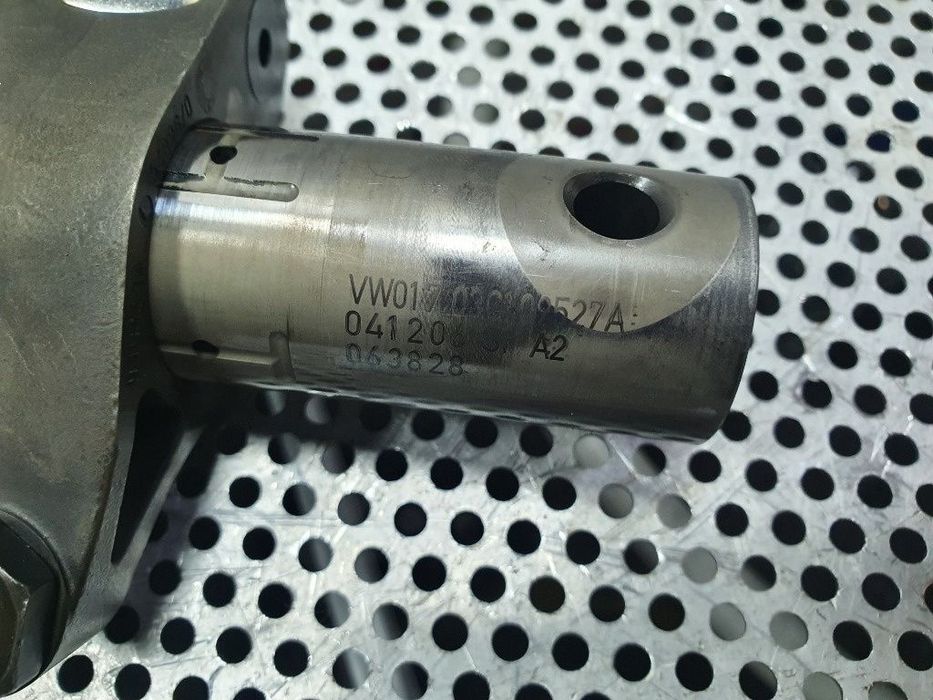 Rampa culbutori injectoare VOLKSWAGEN PASSAT Variant 3C5 2005 - 2011 2.0 TDI BMR, CBBB 03G109527A