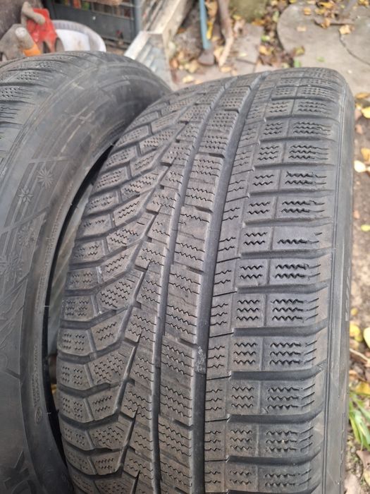 Anvelope iarna 235 55 r17 Hankook