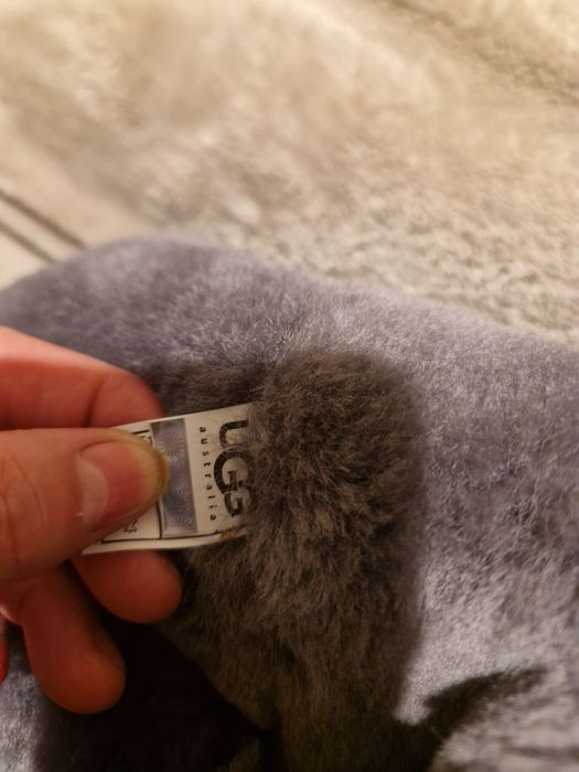 Cizme ugg mărimea 37