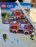 LEGO CITY 60107- Mașina de pompieri cu toate accesoriile