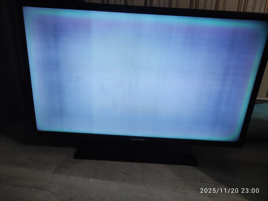 Телевизор Samsung 32 дюйма