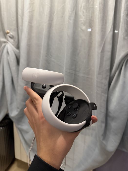 VR очила Meta Quest 2