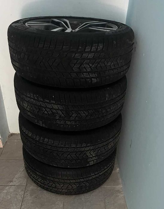 Комплект зимни гуми с джанти BMW X7/G07