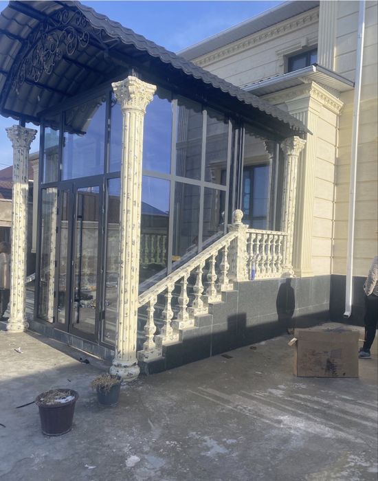 Витражи, перегородки, двери под ключ