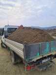 Transport basculabil cu macara manipulare marfa (balast,nisip..)