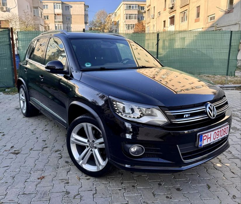 VW Tiguan R-Line /2.0Tdi/4x4/automat/panoramic/carte service/Euro 5