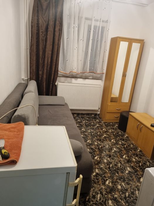 Închiriez garsoniera confort 3 în zona Afi