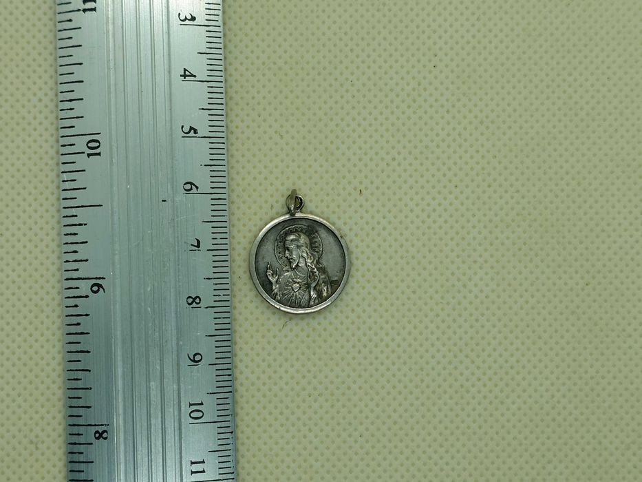 Pandantiv medalion din argint Isus și Fecioara cu Pruncul