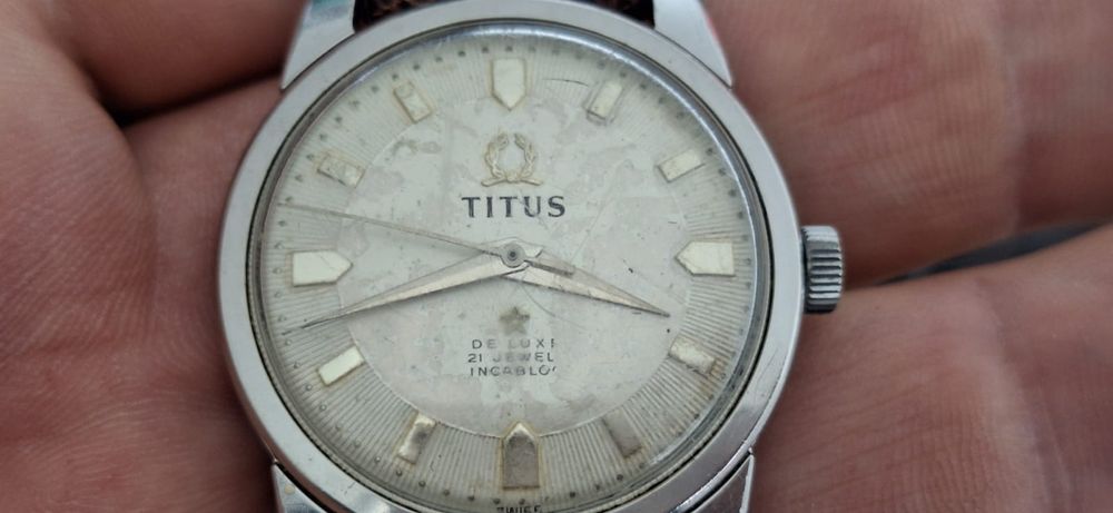 Ceas TITUS DE LUX mecanic, functional