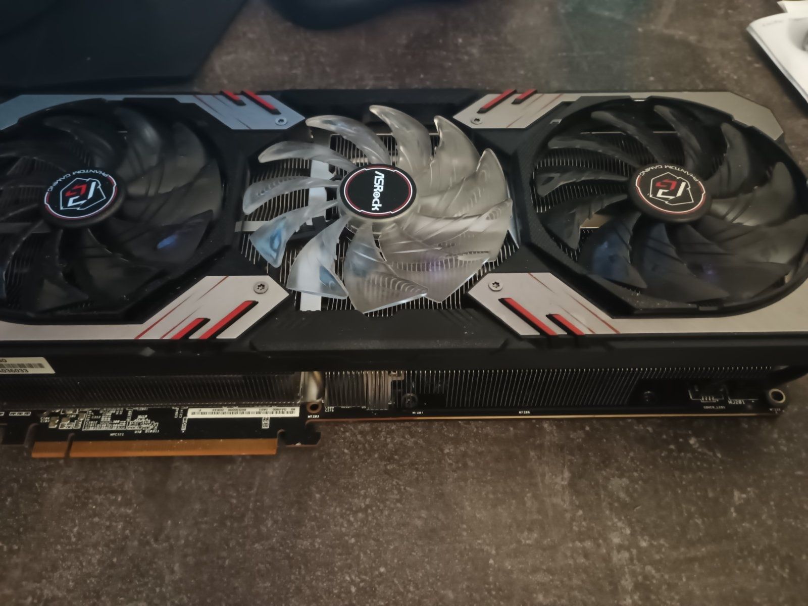 ASRock Radeon RX 6950 XT Phantom Gaming 16GB OC – ТОП видео карта