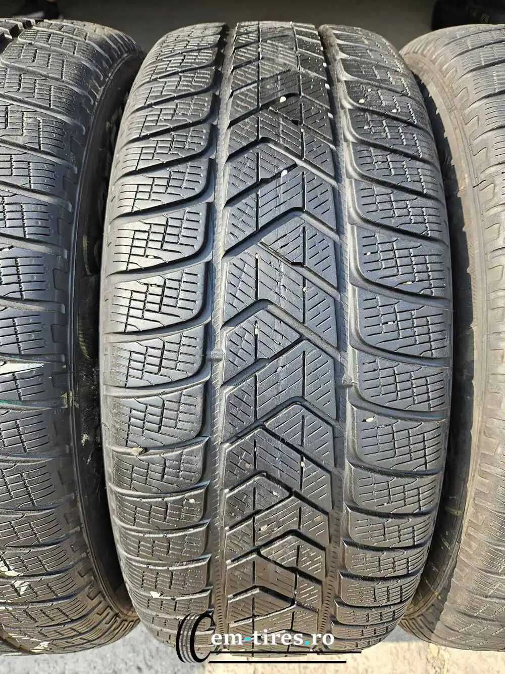SET 4 Anvelope Iarna 235/55 R18 PIRELLI Scorpion Winter 104H
