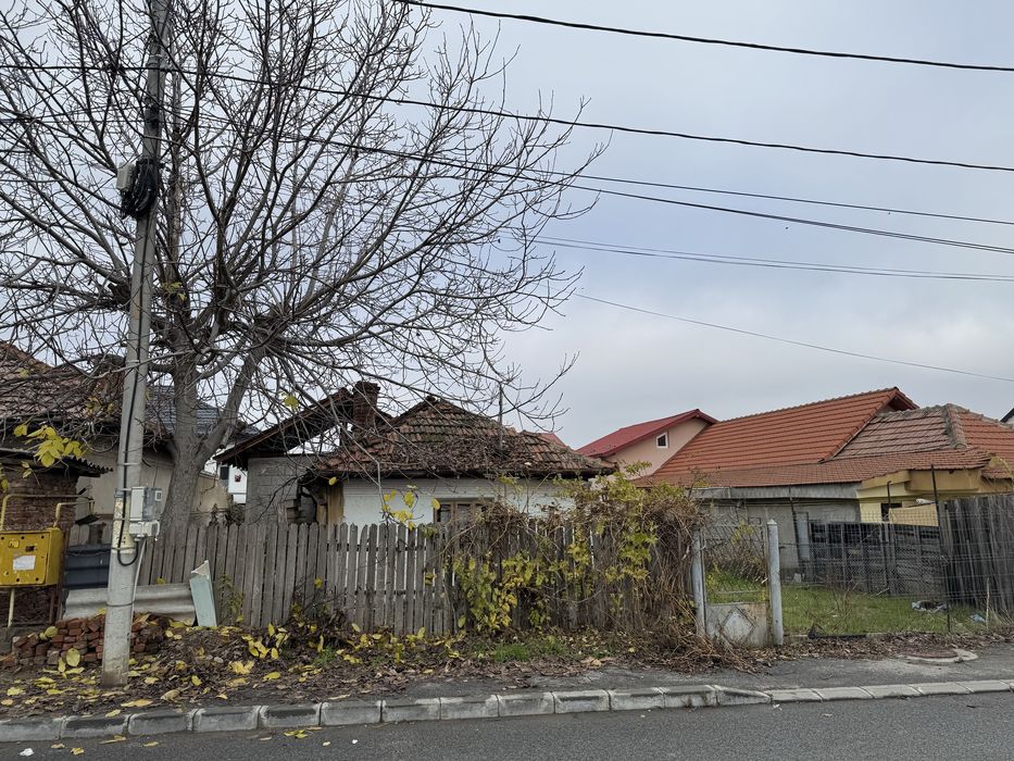Casa demolabila Craiova, Catargiu - teren 420 mp - utilitati trase