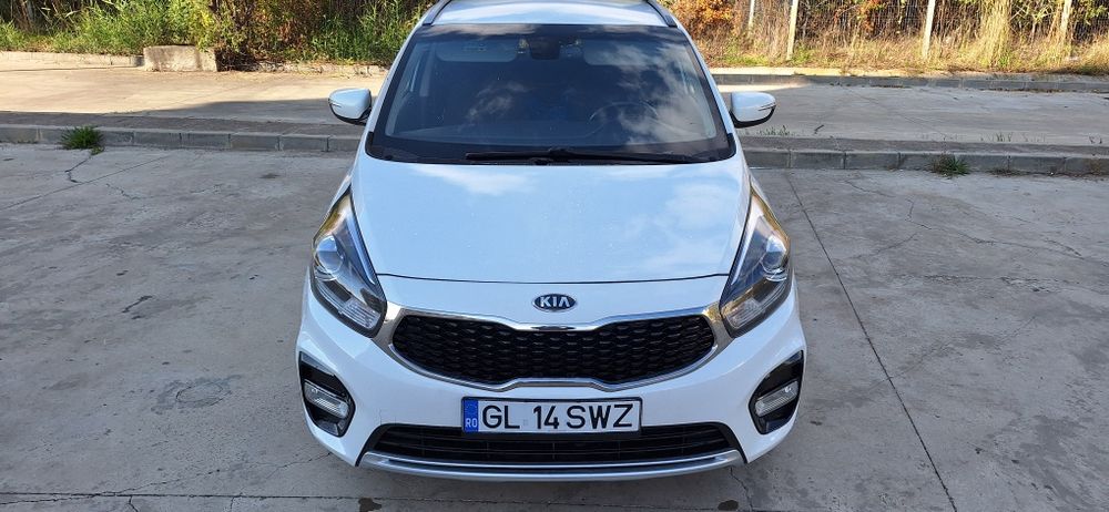 Kia Carens 7 locuri