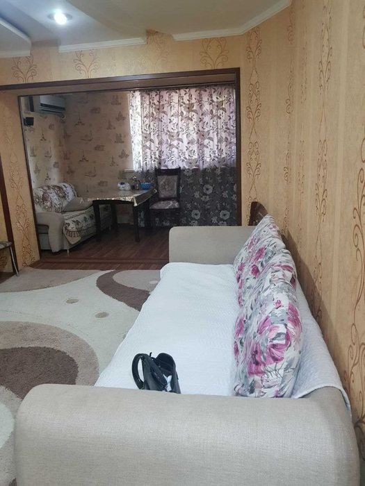 м.Буюк Ипак Йули за КФС 2-комн 1/4 55 м² ремонт мебель техника