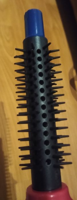 Uscator par - perie fixa tip ondulator - Clatronic - produs in Polonia