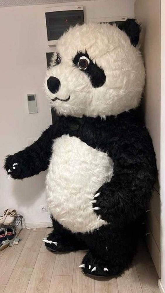 Ursul panda gonflabil 2.6 m calitate superioara cu baterie inclusa