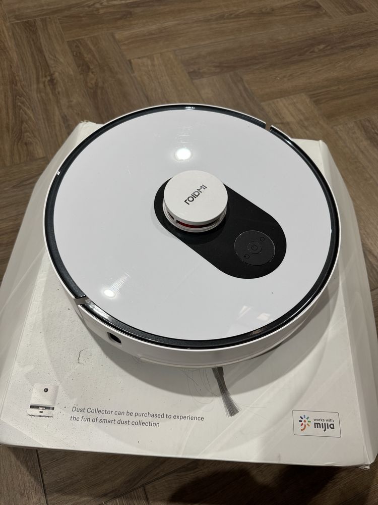 Roidmi. Robot Vacuum and Mop Cleaner