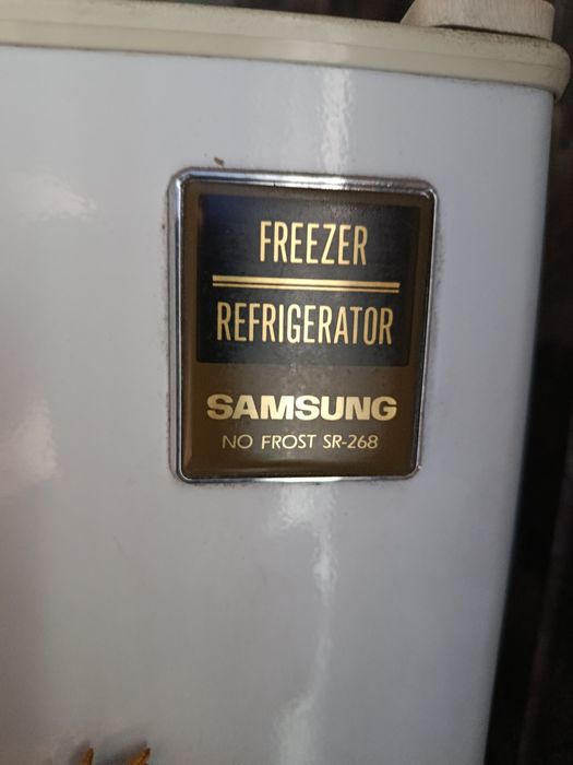 Продам холодильник