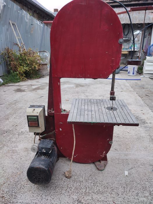 Banzic circular  220 v
