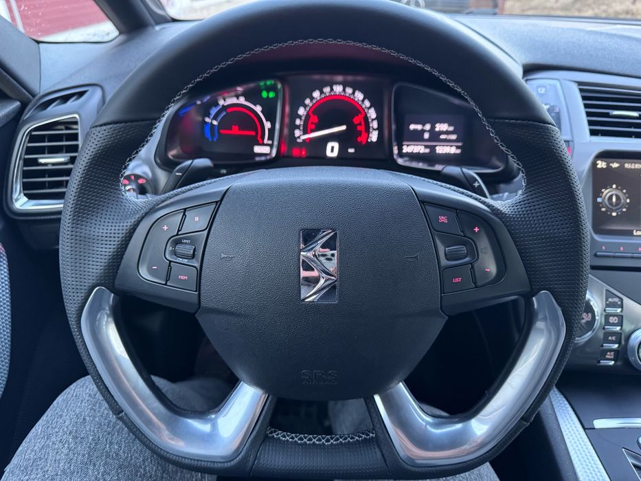 Citroen DS5 Hybrid Sportchic Airdream
