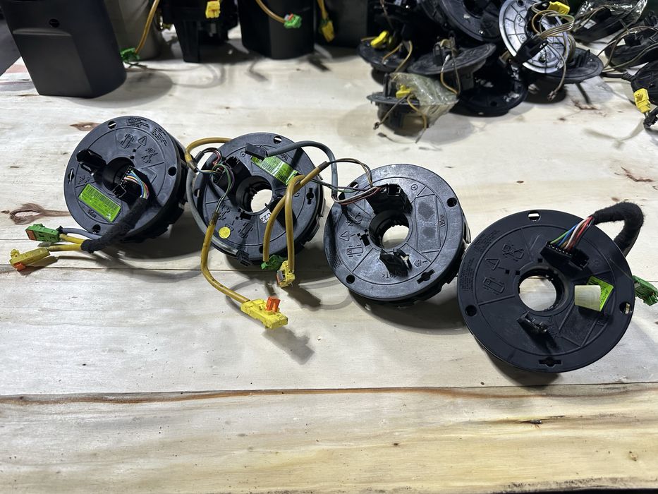 W203 шлейф руля сигнальный лента разные номера бу оригинал авторазбор