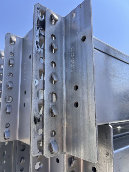 Rafturi metalice zincate